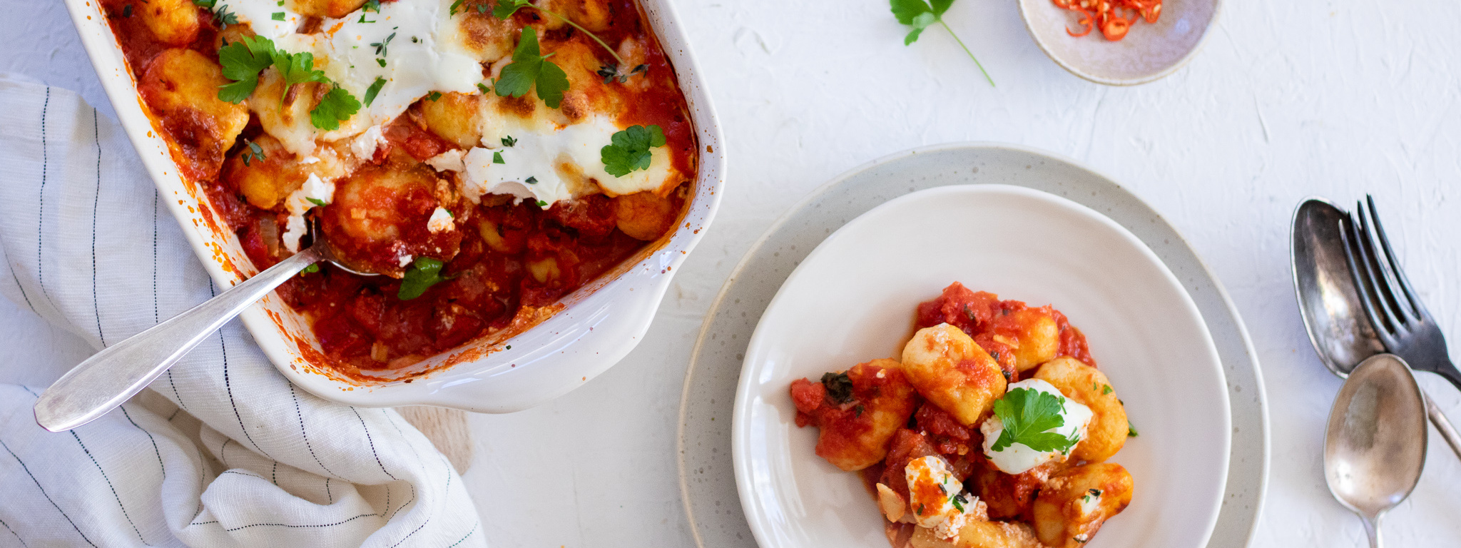 Domáce zemiakové gnocchi zapečené s pikantnou paradajkovou omáčkou